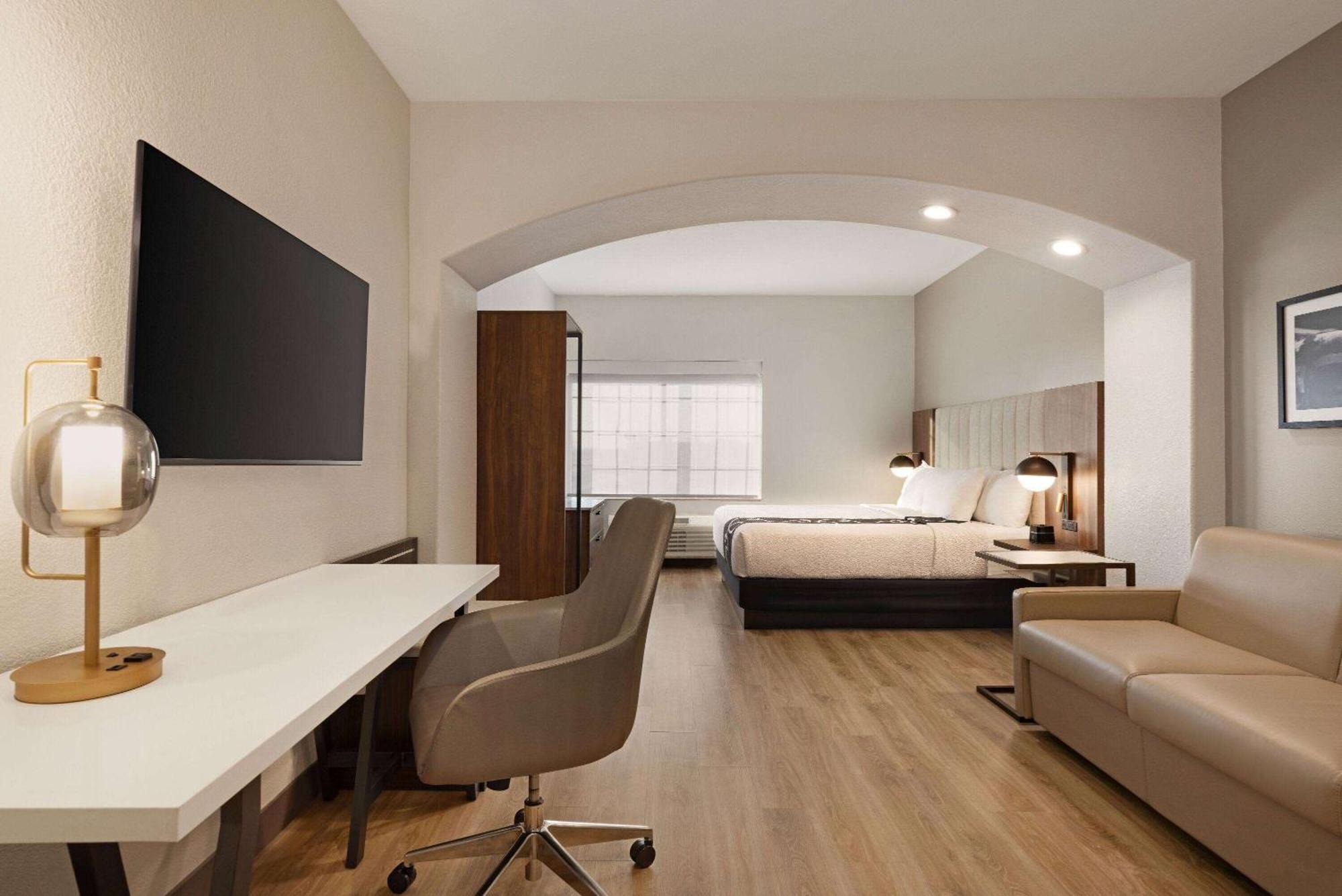 Hotel La Quinta By Wyndham 3*